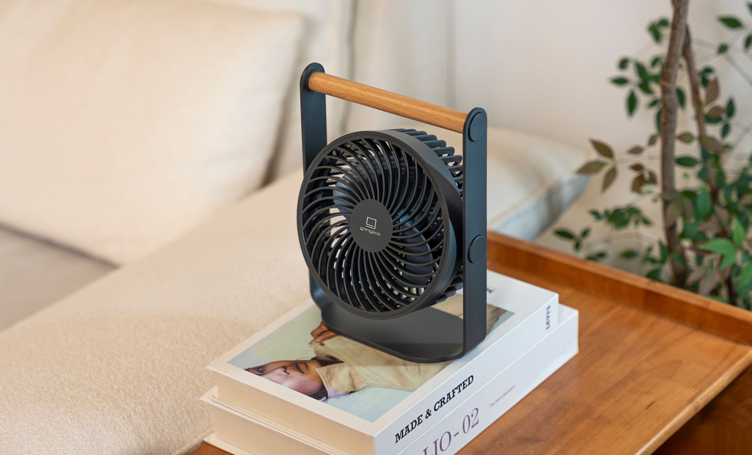 Lyra Portable Fan - Space Grey