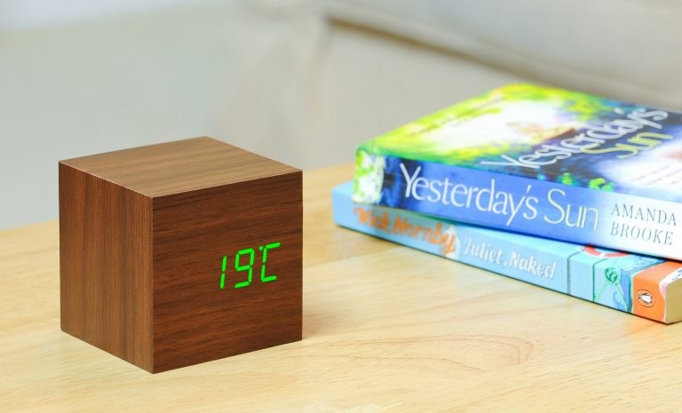 Cube Click Clock
