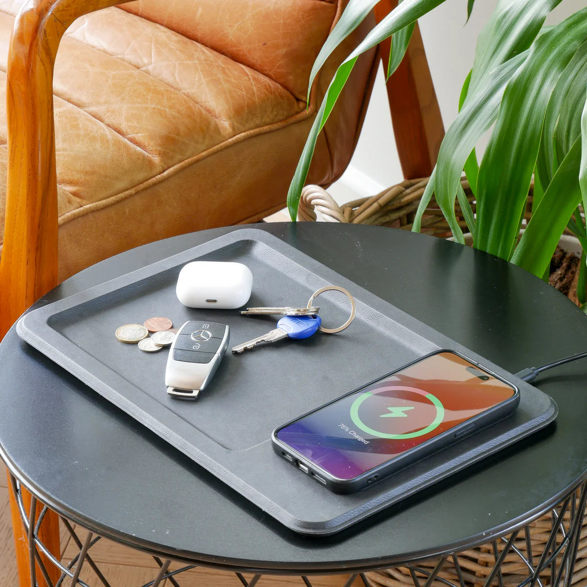 Leather Wireless Charging Vanity Tray - Black