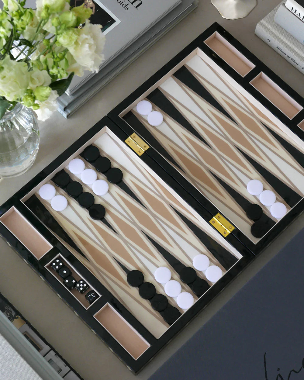 Lacquered BACKGAMMON