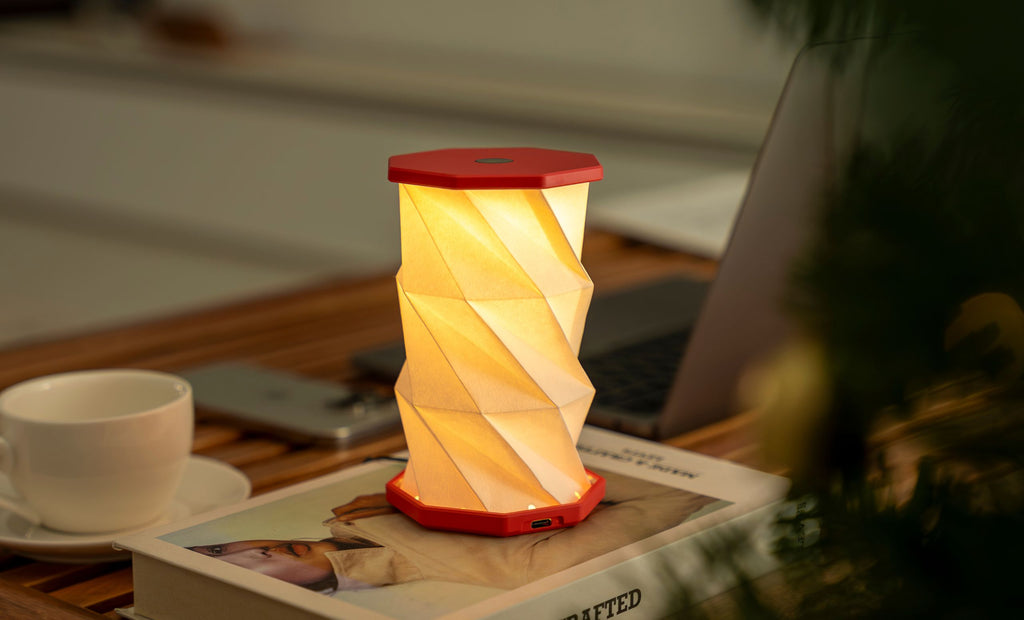 Mini Hexagon Twist Lamp - Coral Red